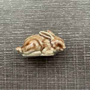 Wade Whimsies Collectable Rabbit Figurine from Red Rose